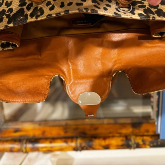 Ralph Lauren Leopard Print Canvas Tote Bag with Brown Accents - Picture 11 of 13